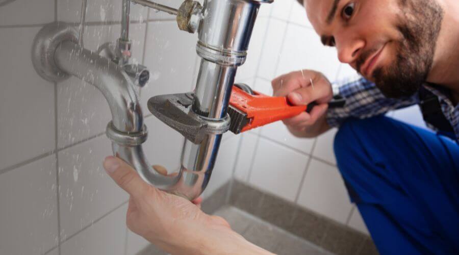 Expert burst pipe repair services in Clayton, IN